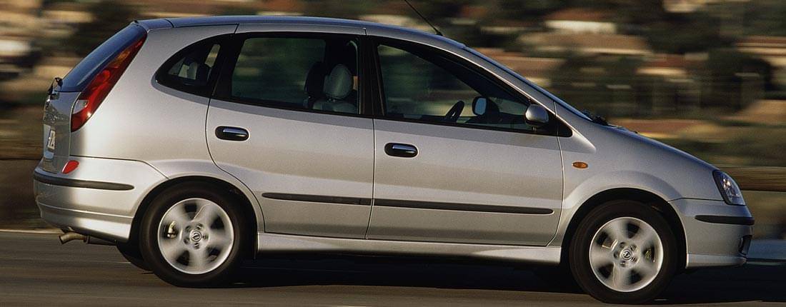 nissan-almera-tino-l-01