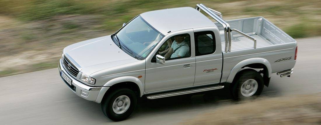 mazda-b-2500-l-01