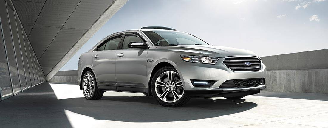 ford-taurus-l-01