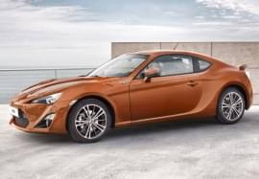 Toyota GT86 ze strany