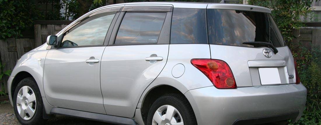 toyota-ist-l-01
