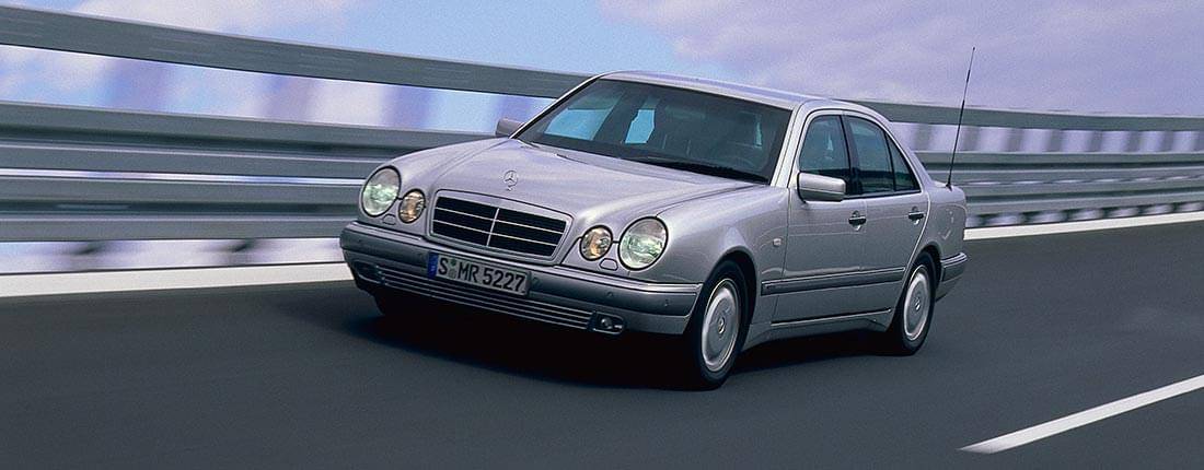 mercedes-benz-210-l-01.jpg