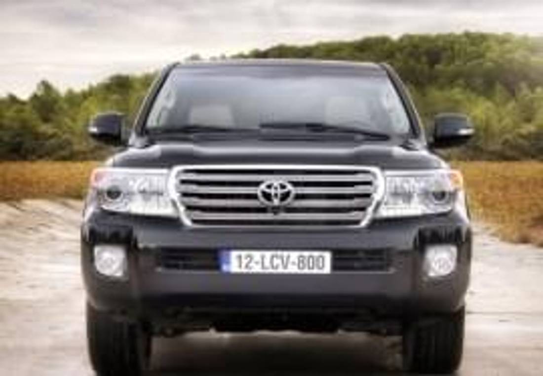 Toyota Land Cruiser čelní pohled