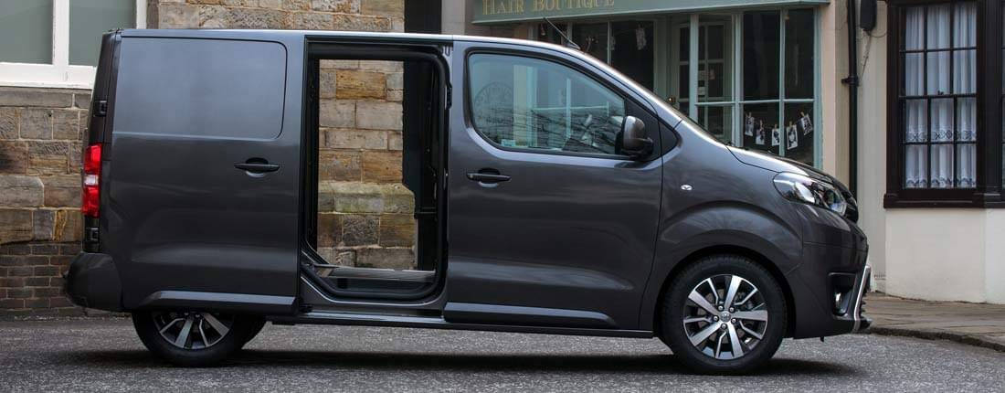 toyota-pro-ace-l-01