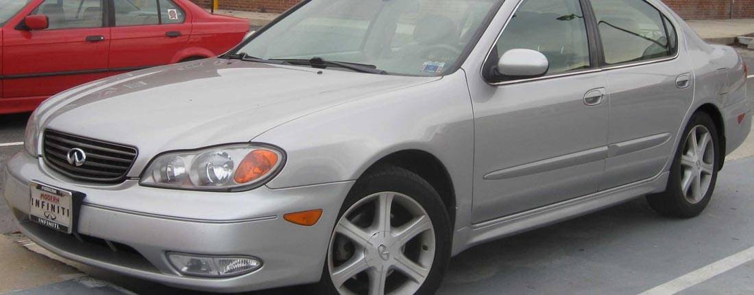 infiniti-i35-l-01