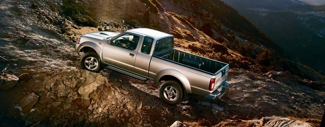 nissan-np300-l-01
